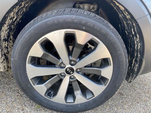 Used 2020 Kia Telluride S AWD/4WD image 12