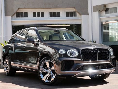 New 2025 Bentley Bentayga Extended Wheelbase image 1