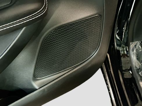 New 2026 Chrysler Pacifica Limited image 20