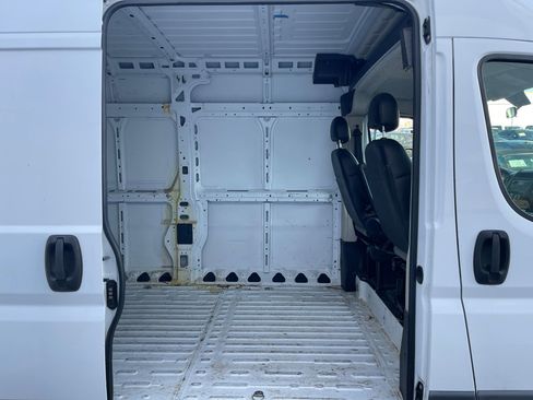 Used 2017 RAM ProMaster 2500 image 24
