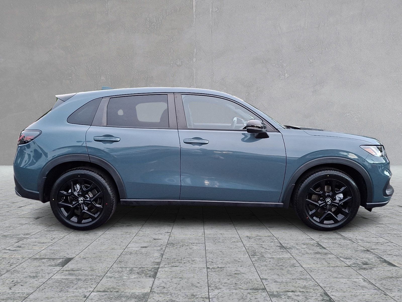 Used 2024 Honda HR-V Sport image 4