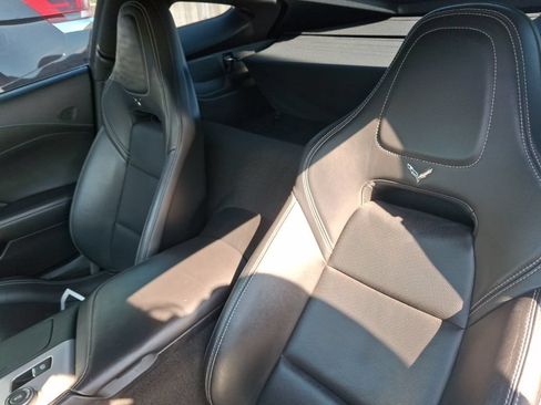 Used 2014 Chevrolet Corvette Stingray Coupe RWD image 10