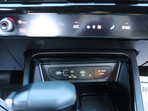 Used 2025 Kia K5 GT-Line image 22