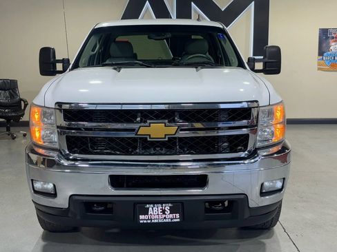 Used 2013 Chevrolet Silverado 2500 LTZ w/ LTZ Plus Package AWD/4WD image 2