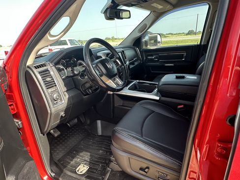 Used 2017 RAM 3500 Laramie AWD/4WD image 6