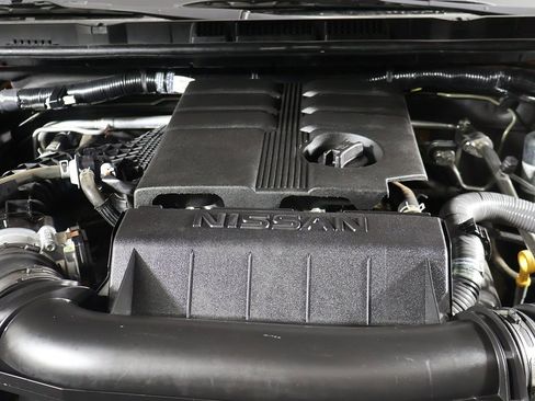 Used 2024 Nissan Frontier PRO-4X w/ Off-Road Protection Package image 12