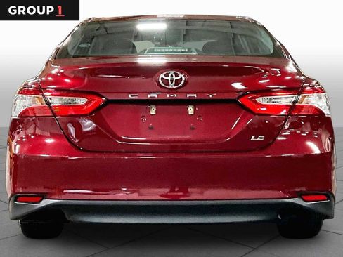 Certified 2018 Toyota Camry LE w/ Convenience Package FWD image 5
