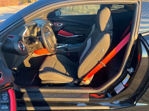 Used 2021 Chevrolet Camaro LT w/ Redline Edition image 9