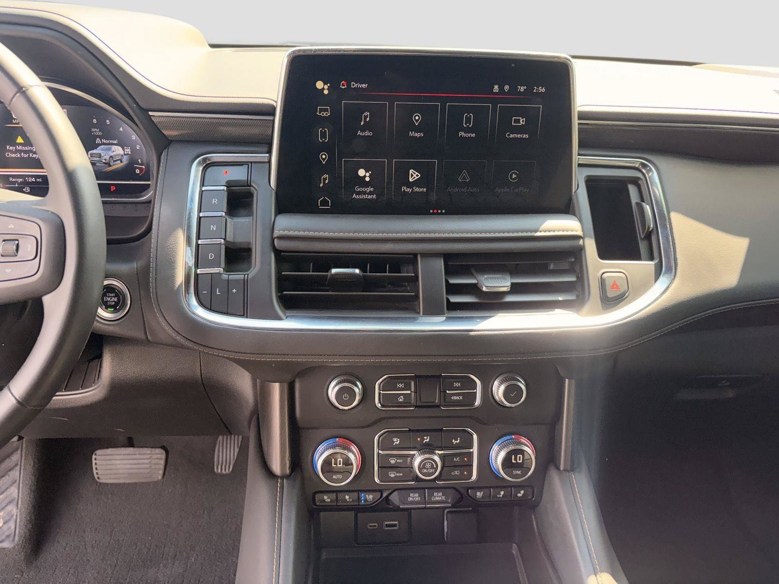 Used 2024 GMC Yukon XL AT4 w/ Technology Package AWD/4WD image 16