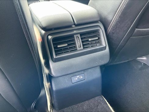 Used 2025 MAZDA CX-50 AWD 2.5 S w/ Premium Package image 28