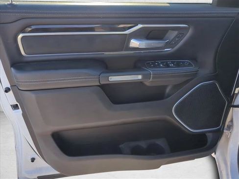Used 2020 RAM 1500 Laramie w/ Sport Appearance Package AWD/4WD image 10