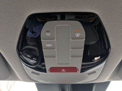 New 2026 Kia K4 FWD image 22