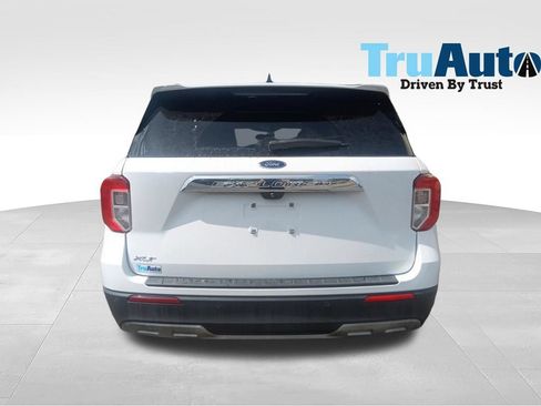 Used 2021 Ford Explorer XLT w/ Equipment Group 202A RWD image 6