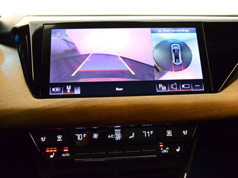 Certified 2023 Audi e-tron GT Prestige w/ Prestige Package image 32