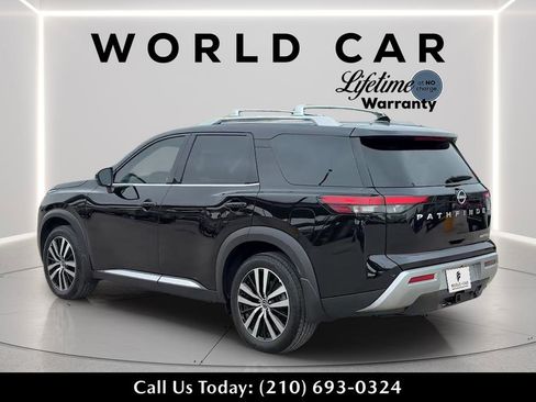 Used 2024 Nissan Pathfinder Platinum w/ Cargo Package FWD image 5