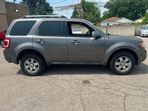 Used 2010 Ford Escape Limited AWD/4WD image 4