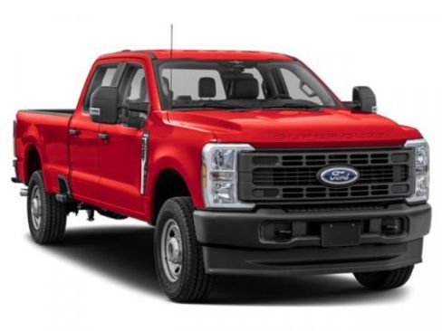 Used 2025 Ford F350 XL w/ FX4 Off-Road Package image 6