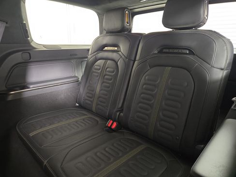 Used 2024 Rivian R1S Adventure Dual AWD/4WD image 22
