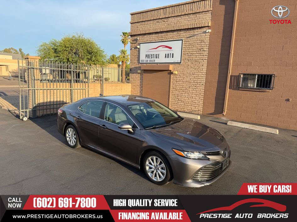 Used 2019 Toyota Camry LE w/ Convenience Package FWD image 2