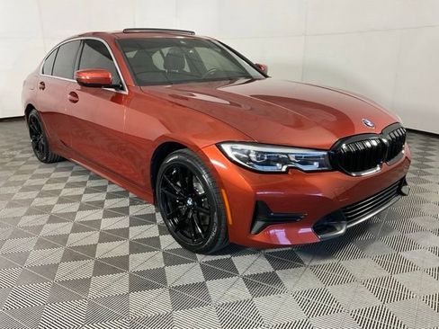Certified 2022 BMW 330i xDrive Sedan w/ Premium Package 2 AWD/4WD image 3