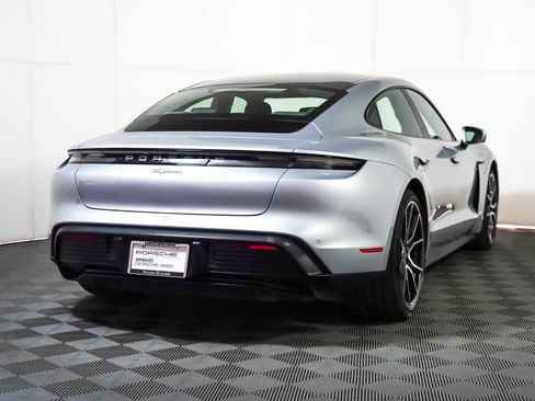 Certified 2023 Porsche Taycan image 10