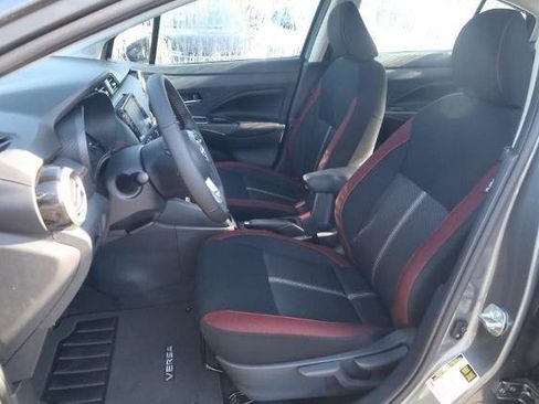 New 2025 Nissan Versa SR w/ Trunk Package FWD image 18