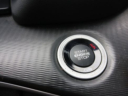 Certified 2023 Jeep Grand Cherokee Laredo X image 39