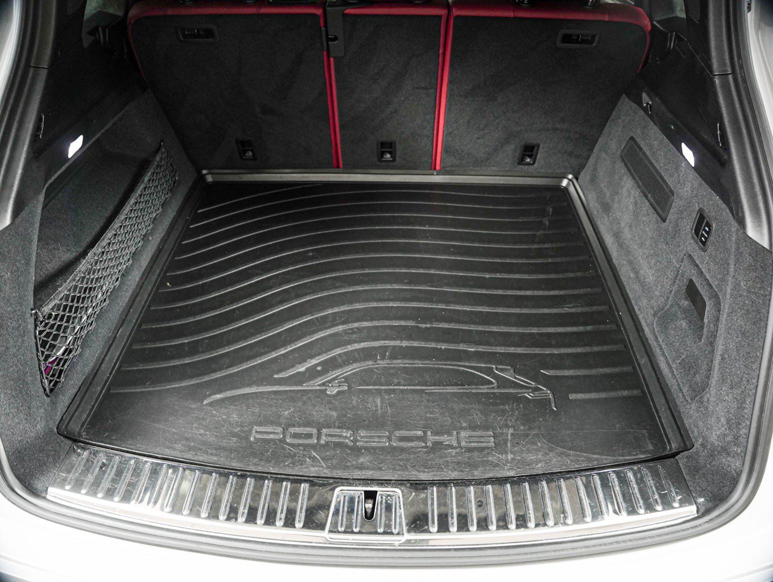 Certified 2023 Porsche Cayenne Turbo AWD/4WD image 28