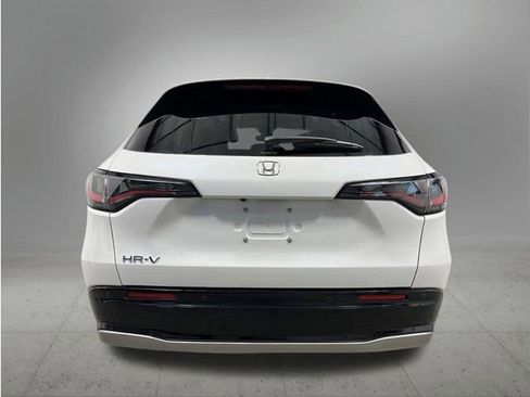 New 2026 Honda HR-V EX-L image 4