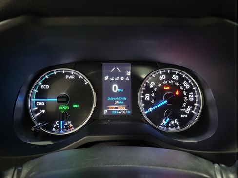 Certified 2022 Toyota RAV4 SE w/ Convenience Package AWD/4WD image 16