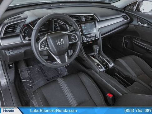 Certified 2018 Honda Civic EX image 17