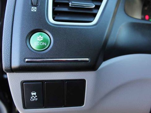 Used 2015 Honda Civic LX image 11