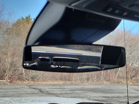 New 2026 GMC Sierra 1500 SLE image 26