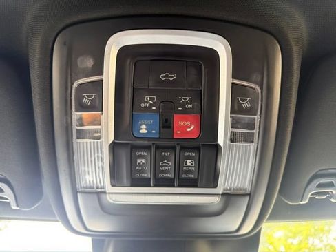 Used 2023 RAM 2500 Limited w/ Night Edition AWD/4WD image 28