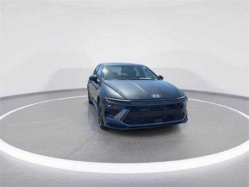 New 2026 Hyundai Sonata SEL image 2