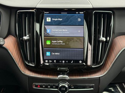 Certified 2023 Volvo XC60 B5 Plus image 14