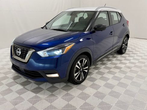 Used 2020 Nissan Kicks SR image 5