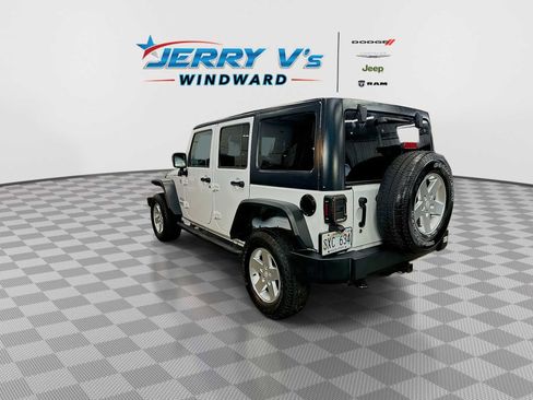 Used 2013 Jeep Wrangler Unlimited Sport image 6