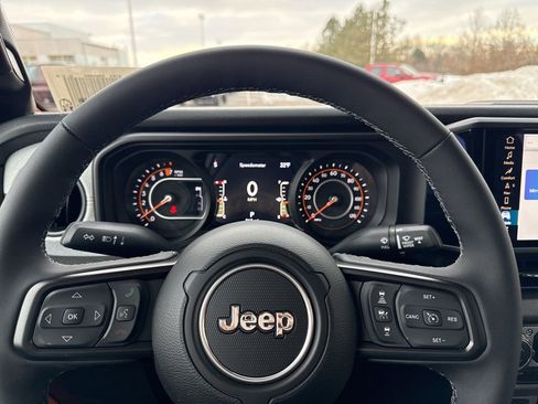 New 2025 Jeep Gladiator Sport AWD/4WD image 27