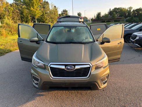 Used 2019 Subaru Forester Limited AWD/4WD image 27