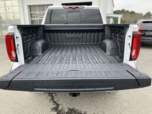 New 2026 GMC Sierra 1500 AT4 w/ AT4 Premium Package image 8
