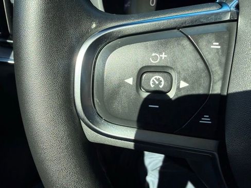 Used 2024 Volvo S60 B5 Core image 22