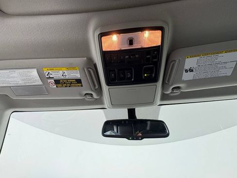 Used 2019 Toyota 4Runner Limited AWD/4WD image 21