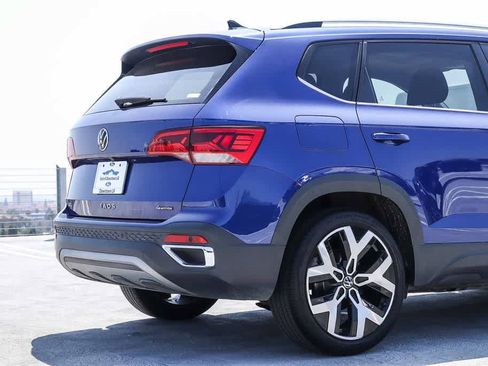 Used 2022 Volkswagen Taos SEL AWD/4WD image 9