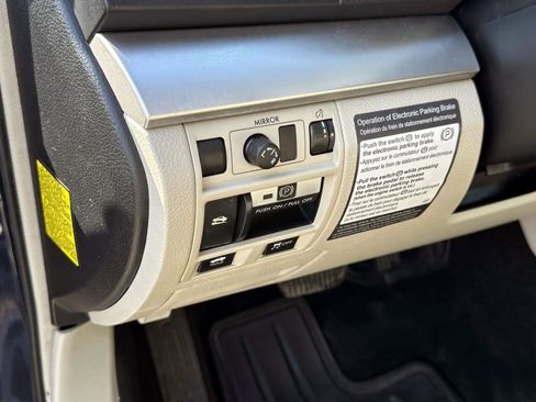 Used 2012 Subaru Legacy 2.5i Premium w/ All-Weather Pkg + Moonroof image 17