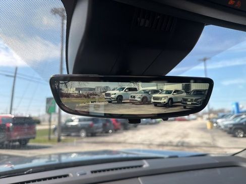 New 2026 Chevrolet Suburban Premier image 28