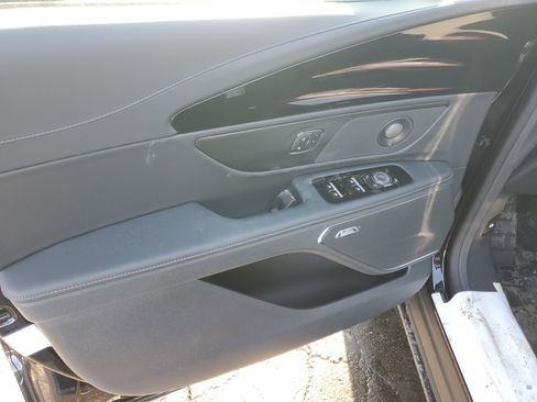 New 2026 Lincoln Nautilus Reserve w/ Jet Appearance Package image 8