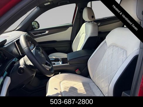 Used 2024 Volkswagen Atlas Cross Sport SEL Premium R-Line AWD/4WD image 10