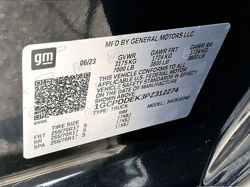 Used 2023 Chevrolet Silverado 1500 LT w/ Protection Package AWD/4WD image 30
