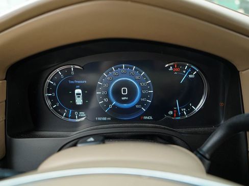 Used 2019 Cadillac Escalade Platinum image 6